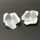 39MM White Pearl Flower Part (Medium) (12 pieces)