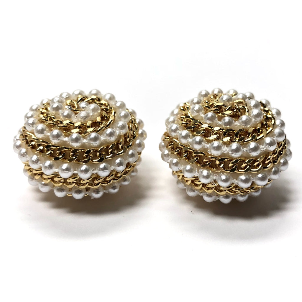 24MM Pearl With Gold Chain Cab (2 pieces)