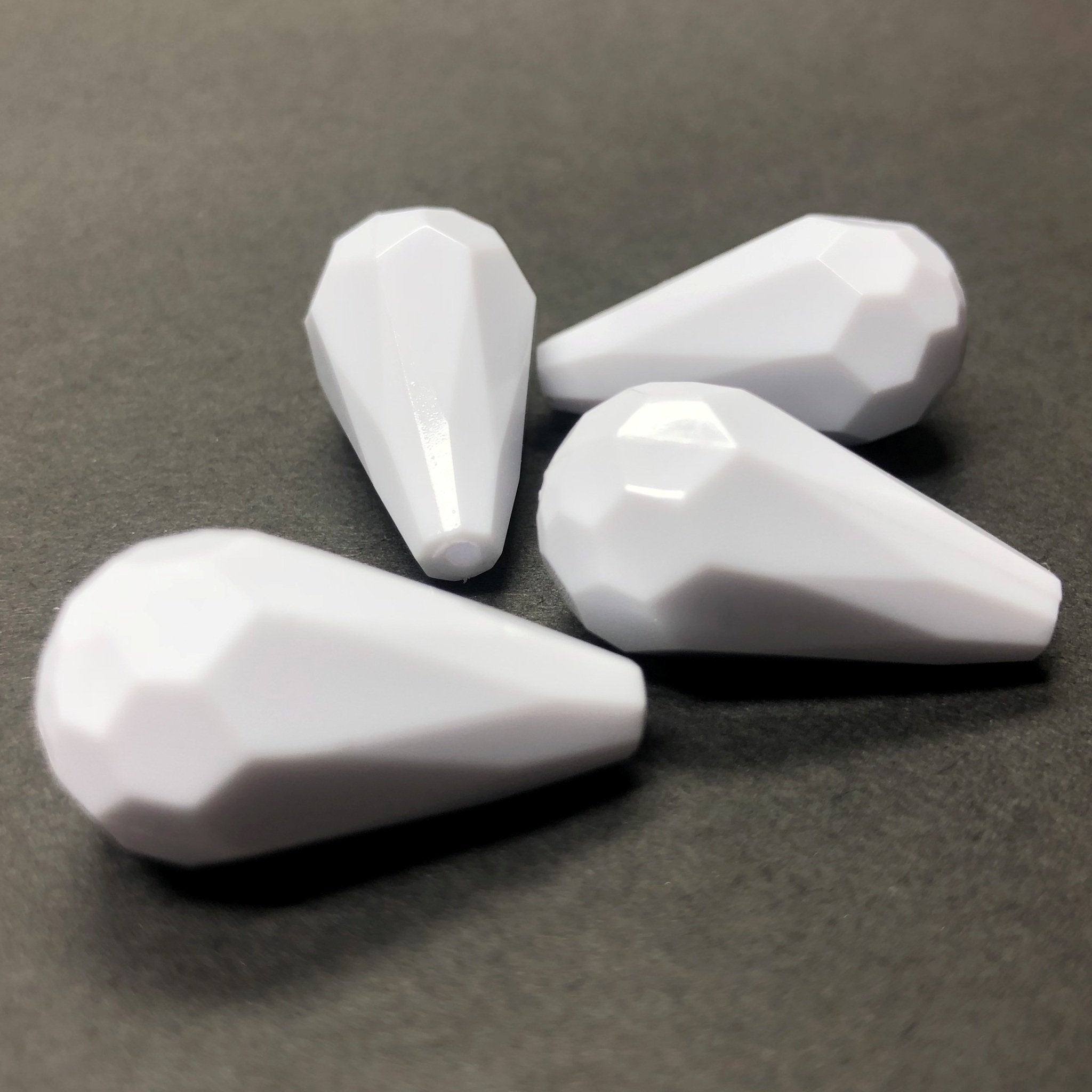 14X26MM White Faceted Pear Acrylic Bead (24 pieces)