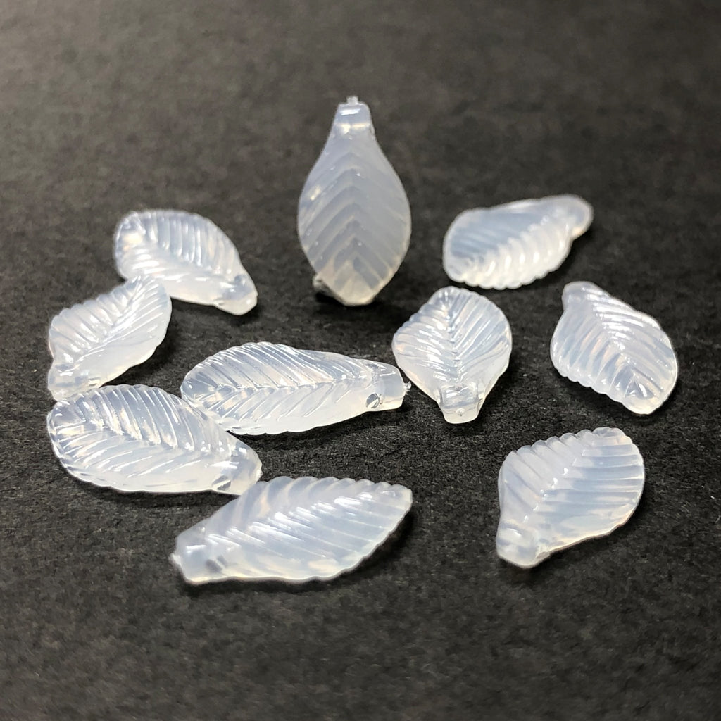 13MM White Opal Acrylic Leaf Drop (144 pieces)