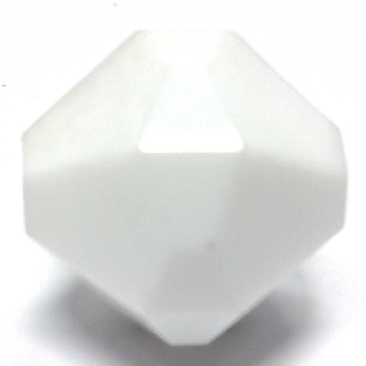 10MM White Faceted Bead (200 pieces)