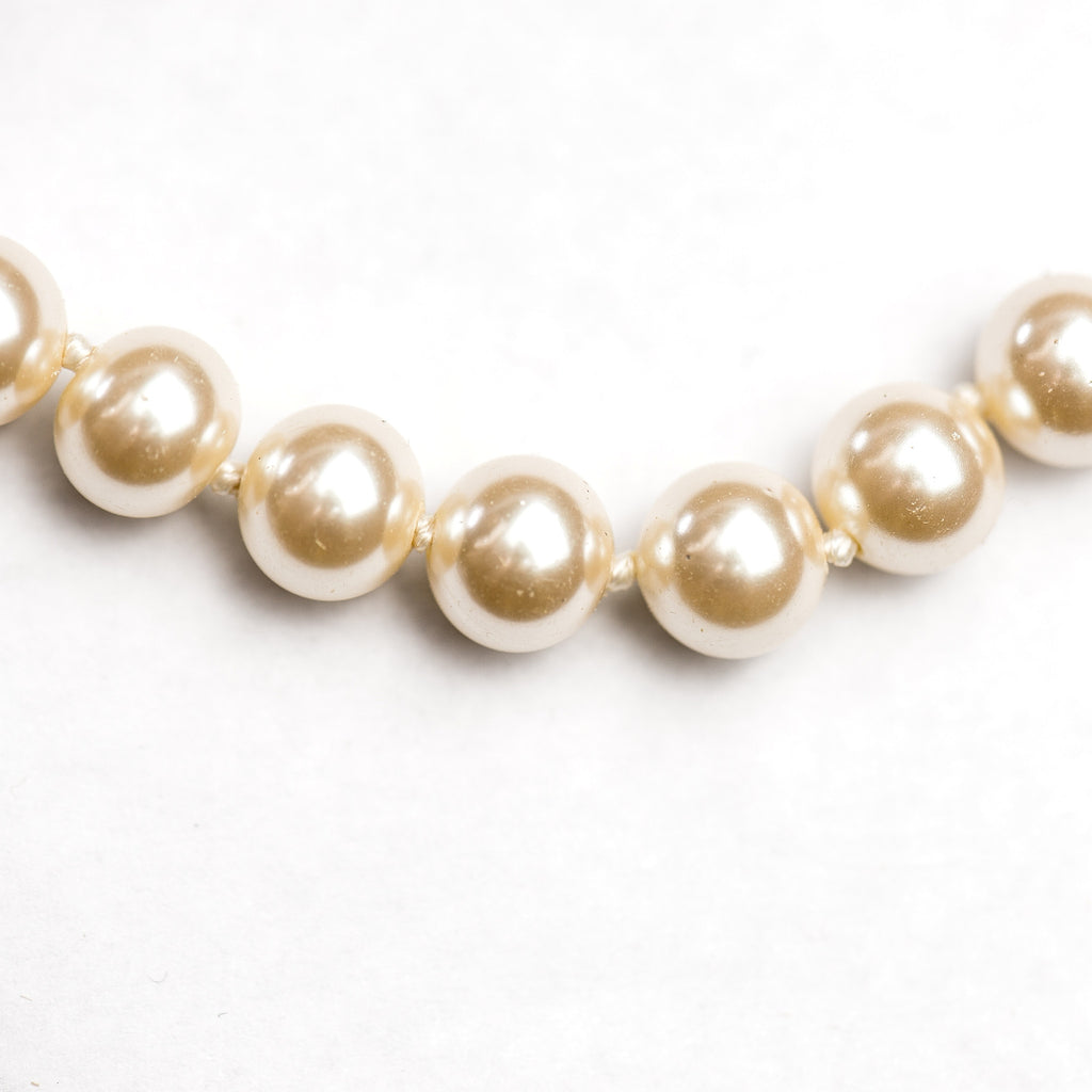 6MM Cultura Glass Pearl Knotted 30" (3 pieces)