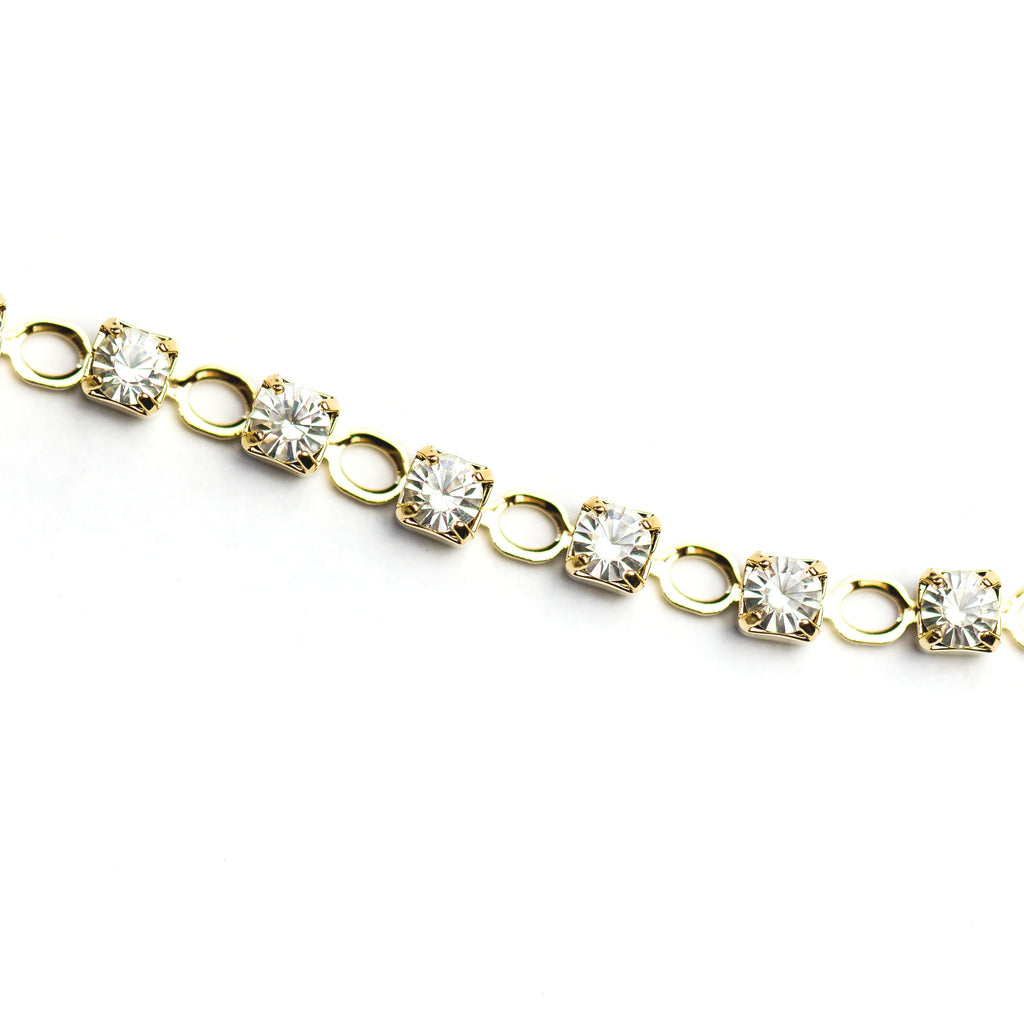 Round Skip Chain Crystal/Gold (1 foot)