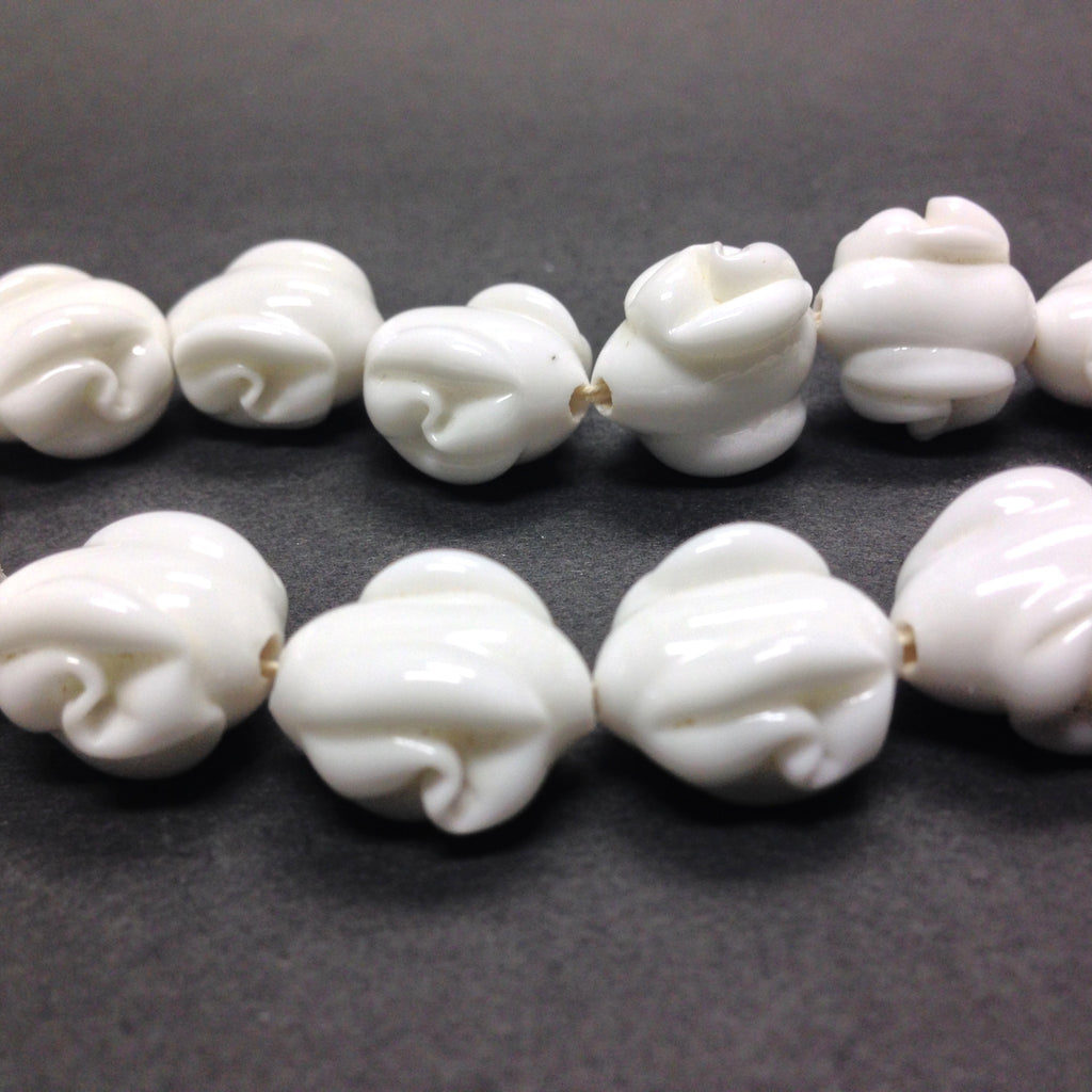 16MM White Fancy Glass Oval Bead (36 pieces)