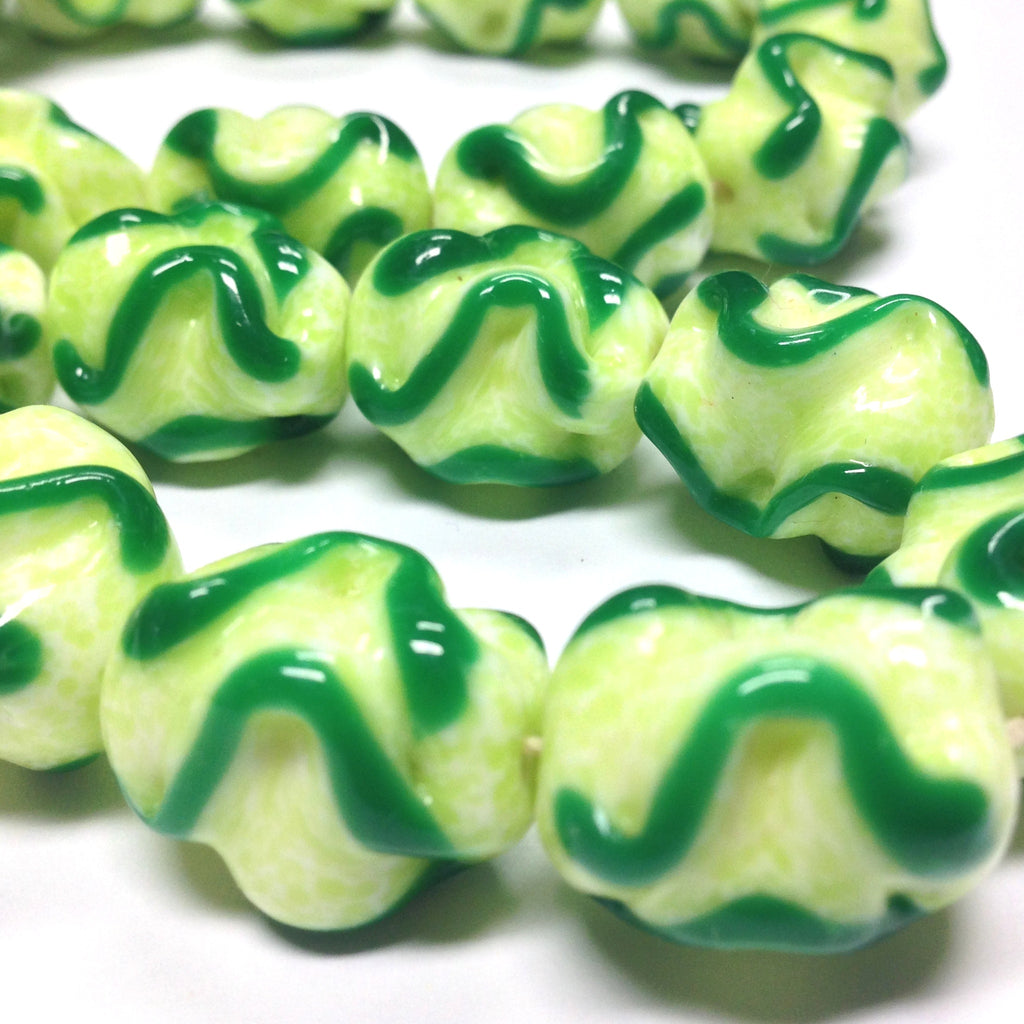 18X15MM Green Glass Oval Ruffle Bead (24 pieces)