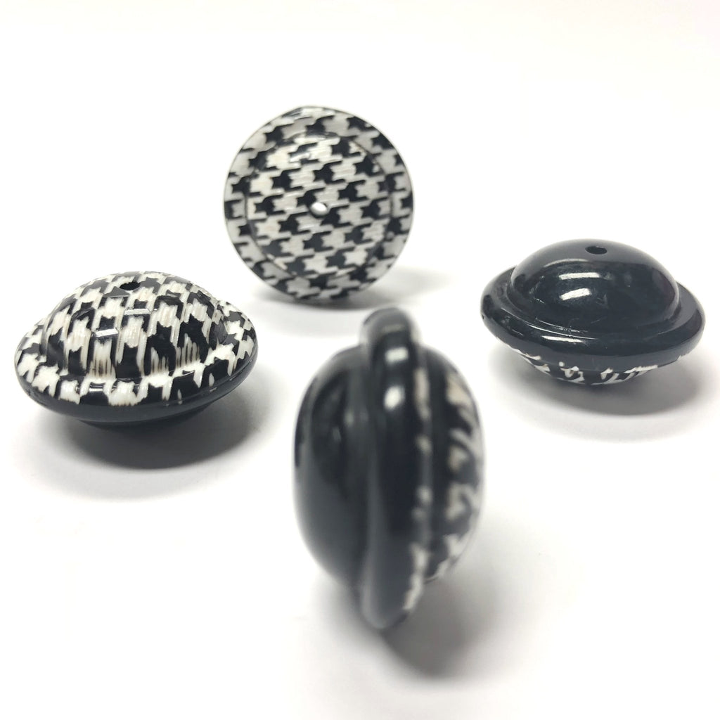22MM Black And White "Houndstooth" Bead (12 pieces)